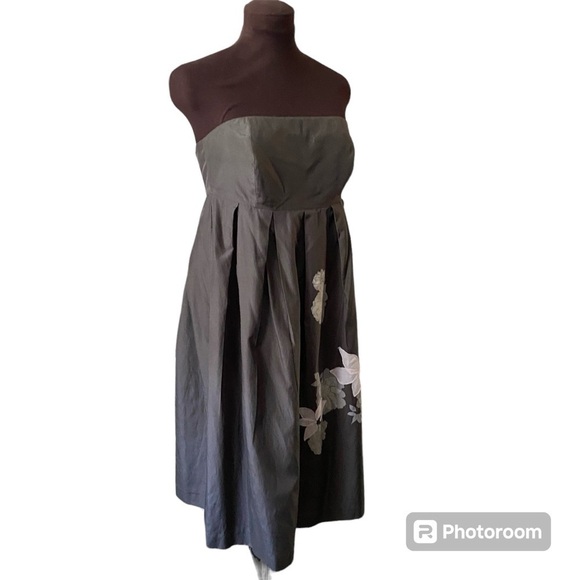Gap Gray Appliqué Floral Strapless Dress, Womens size 8 - Picture 2 of 12